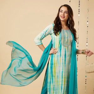 Regular Kurta with Trousers & Dupatta